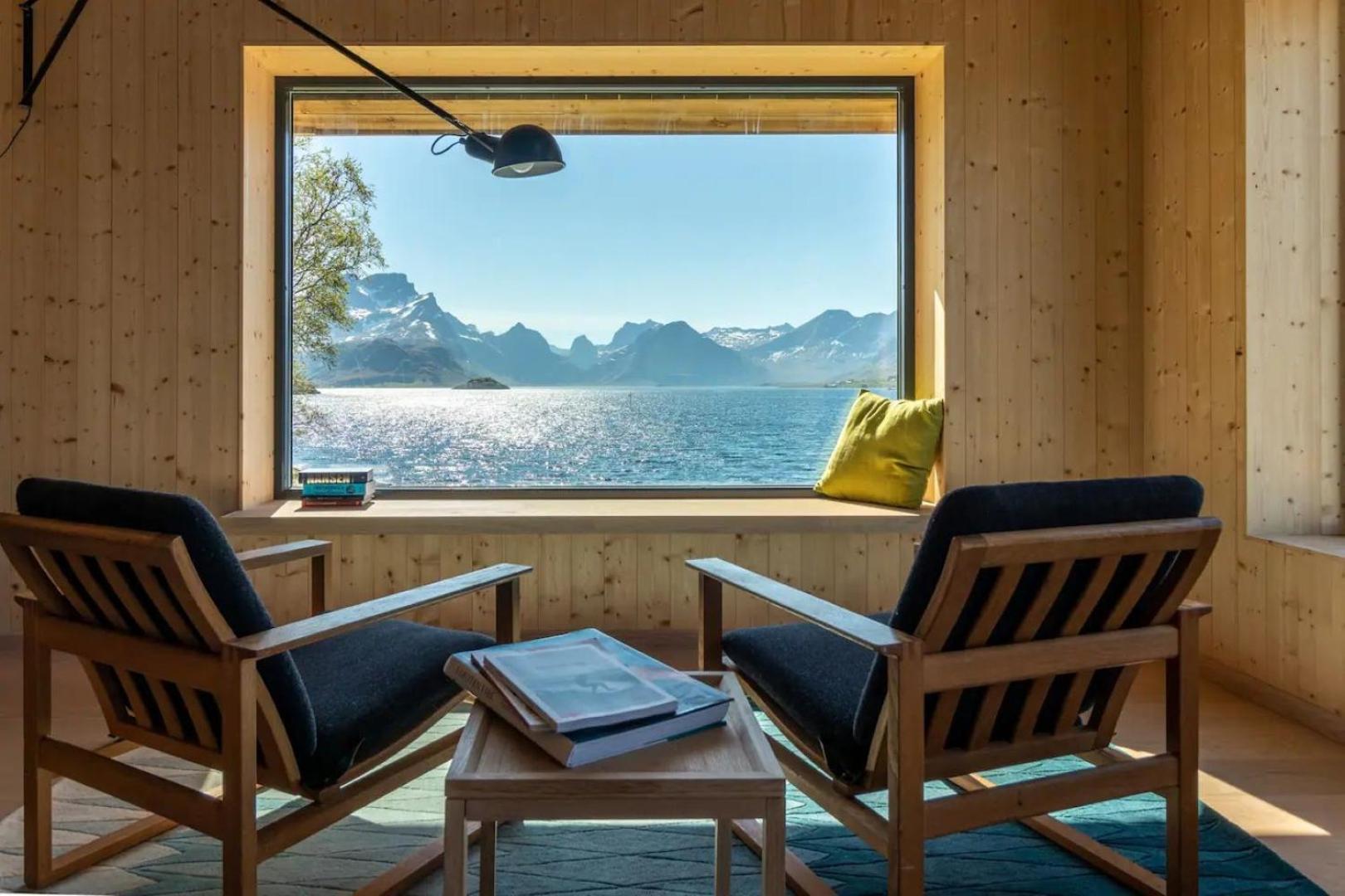 Minkfarmen, Spacious Seaside Cabin With Scenic View Ramberg Eksteriør bilde